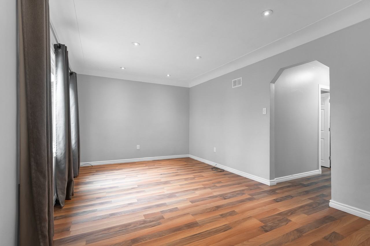 50 East 24th Street #1 - Photo 3 of 16