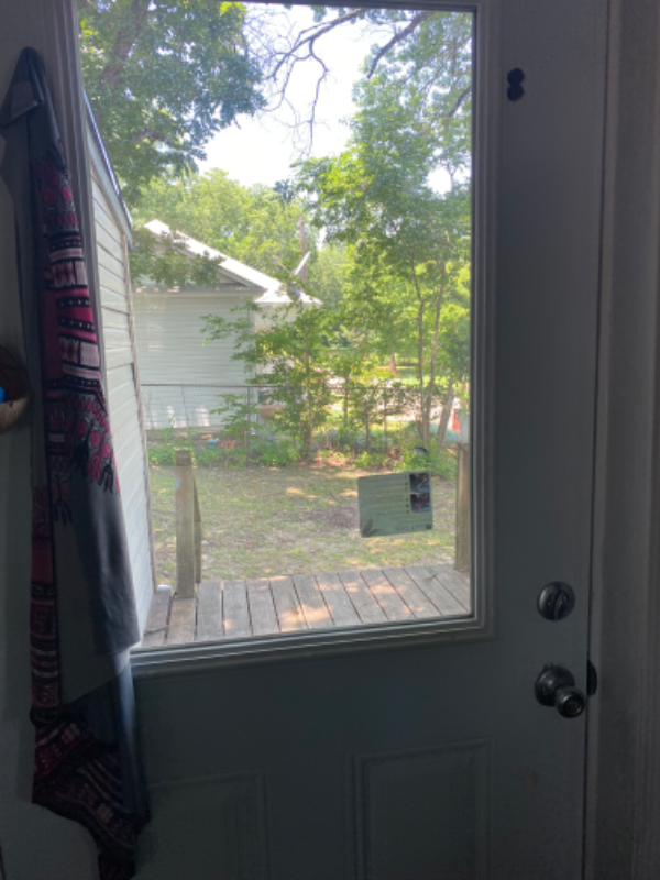 221 S Main St - Photo 6 of 10