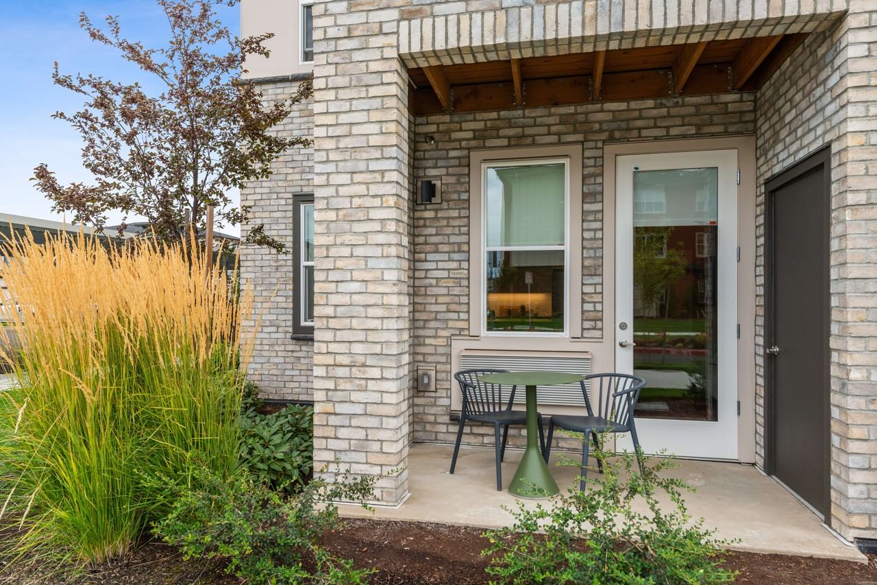 Zera At Reeds Crossing - Photo 6 of 37