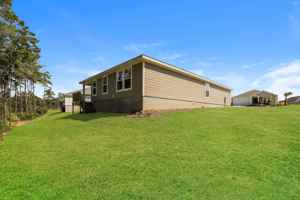 featured image of 400 Whispering Creek Ave