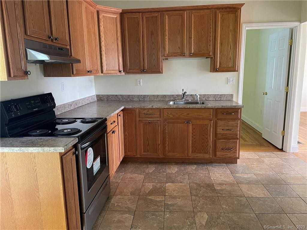 360 Burr St - Photo 2 of 14