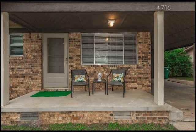 4716 Buckingham Pl - Photo 2 of 10