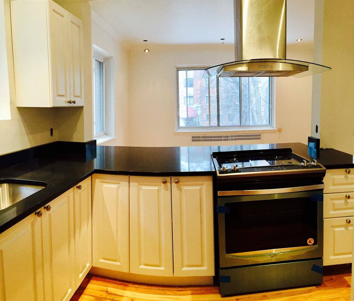 4650 Avenue Bonavista - Photo 2