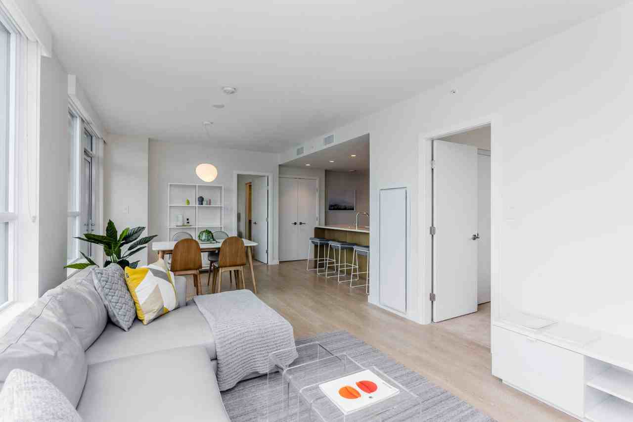 112 13th Street E - Photo 2 of 20