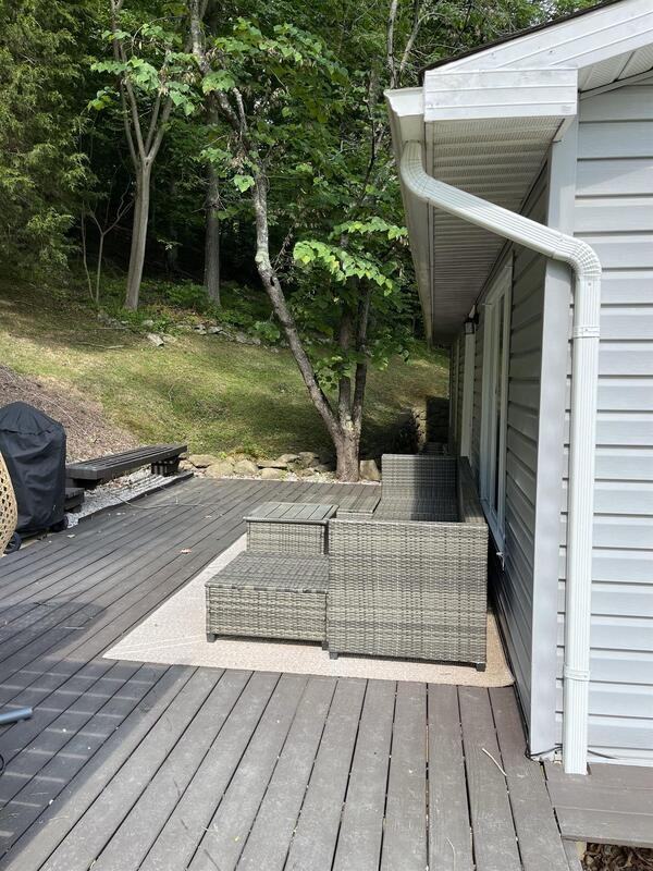 222 Oakmont Dr - Photo 2 of 7