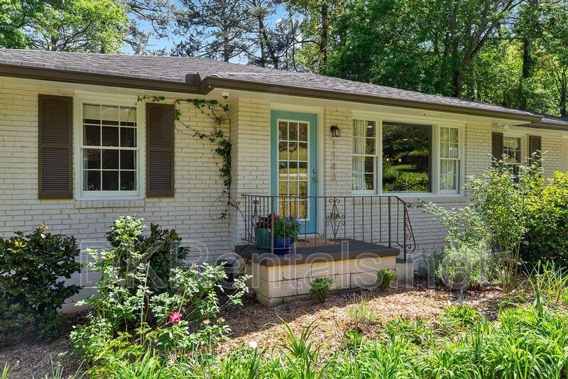 1143 Willivee Dr - Photo 4 of 17