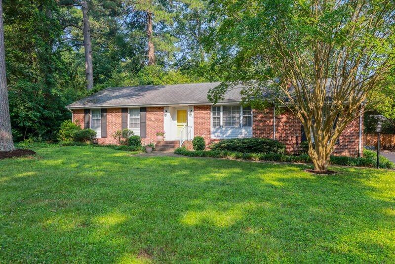 3424 Northview Pl - Photo 3 of 36