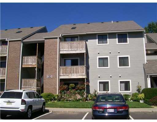 615 Ravens Crest Dr #615 - Photo 3 of 11