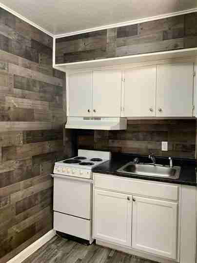 Falcon Ridge Apartments-North - Photo 3 of 5