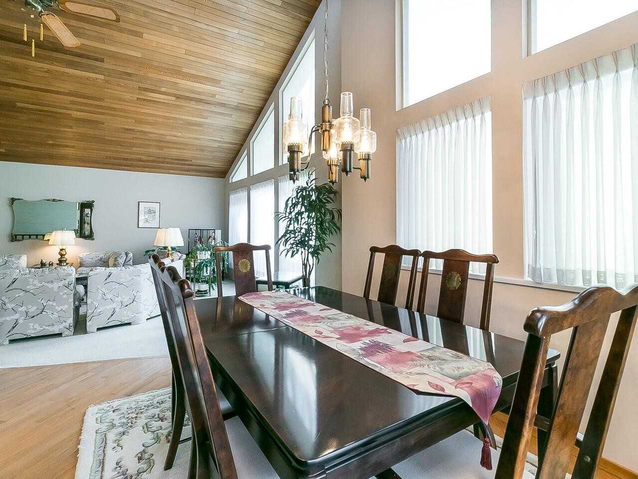 1023 Corona Crescent - Photo 5 of 29