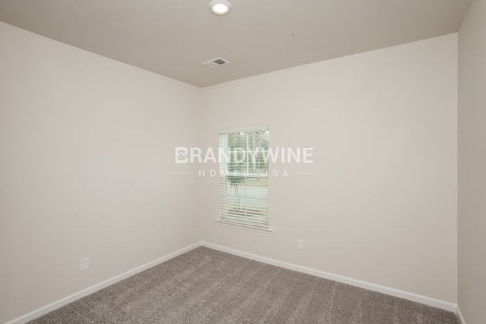 510 Glenmanor Dr - Photo 2 of 13