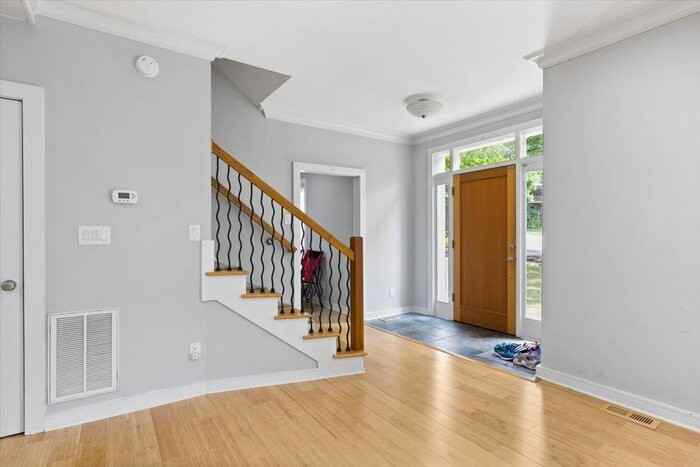 111 Rustic Wood Ln - Photo 2 of 38