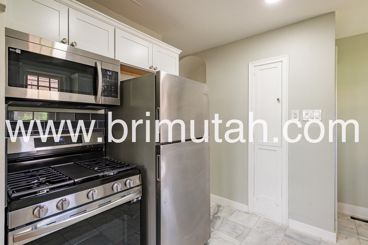 755 E Princeton Ave #755 - Photo 6 of 22