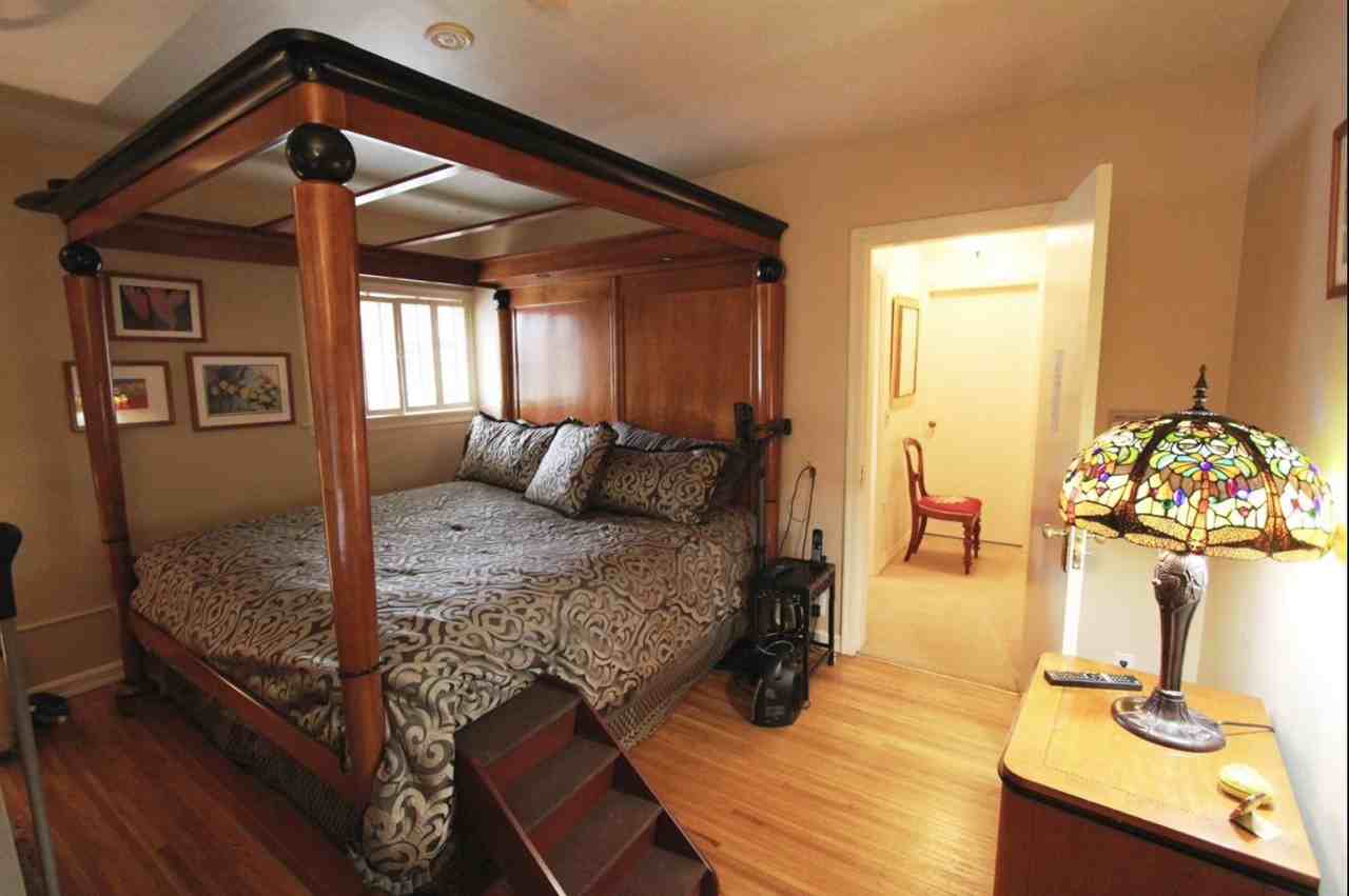 7249 Wiltshire St - Photo 2 of 9