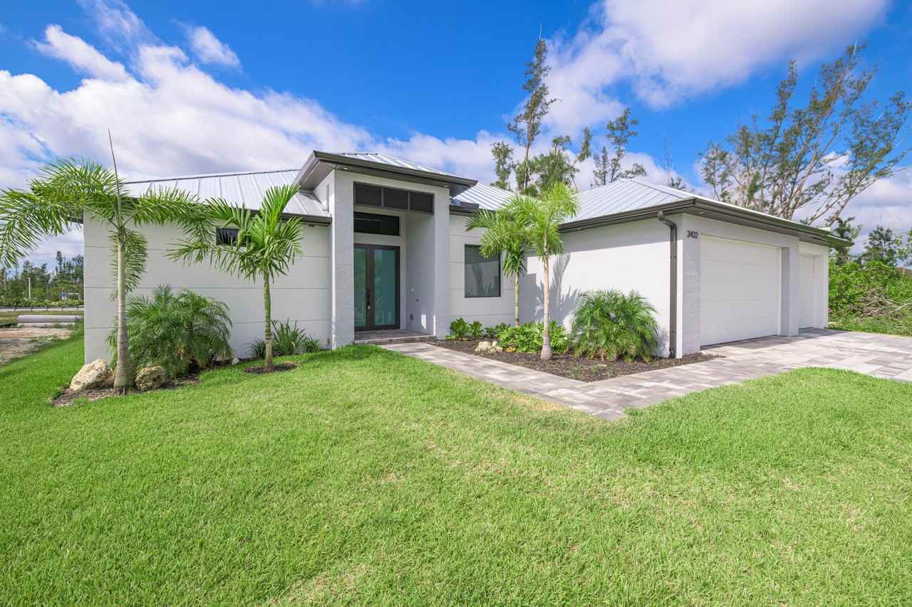 3432 Sw 8th St #1 - Photo 3 of 50