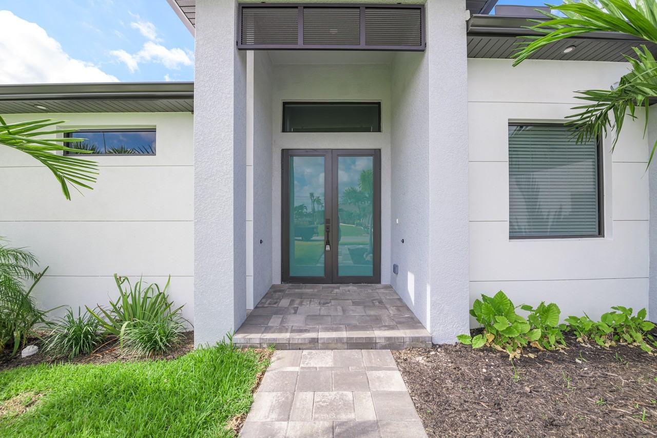 3432 Sw 8th St #1 - Photo 5 of 50