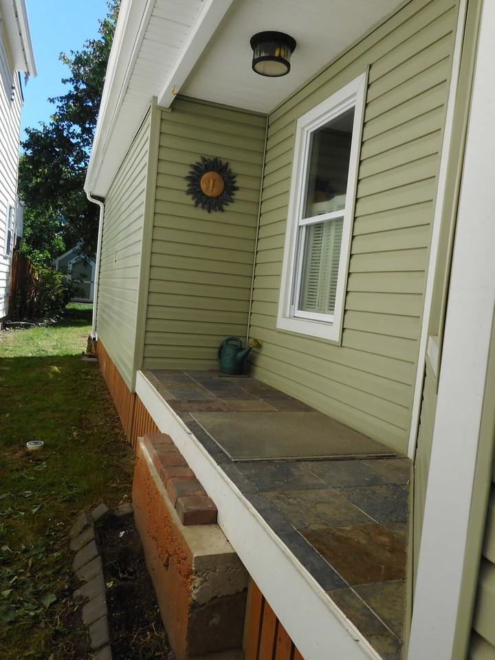 608 Green St #1 - Photo 6 of 50