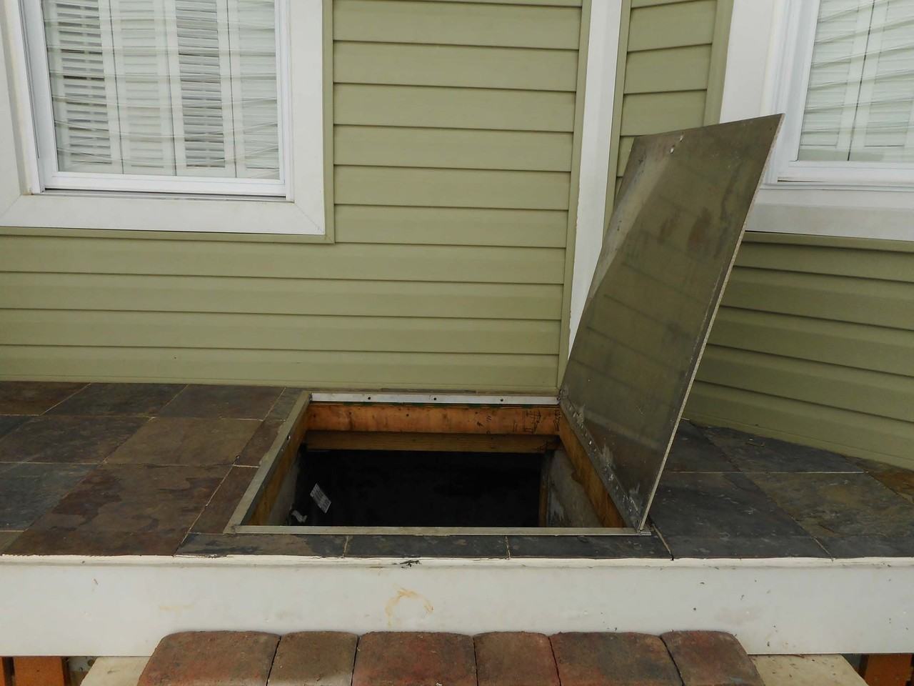 608 Green St #1 - Photo 7 of 50