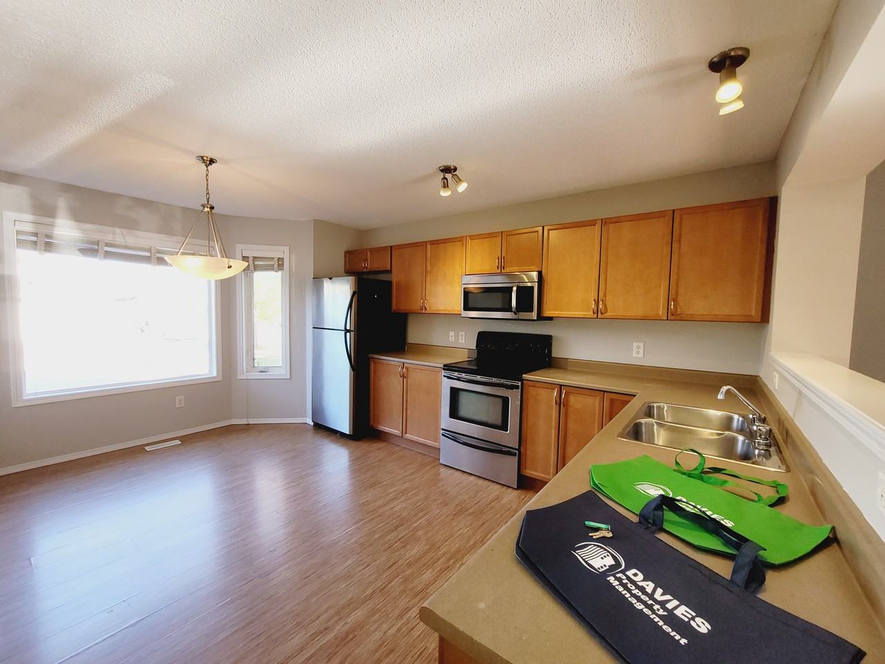 20260 57 Ave Nw - Photo 2 of 30