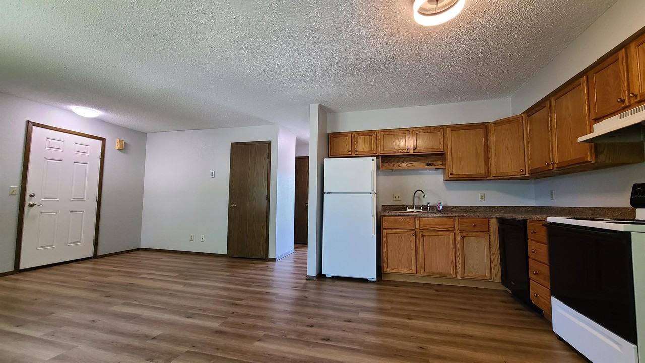 2855 Springreen Dr #4 - Photo 3 of 9