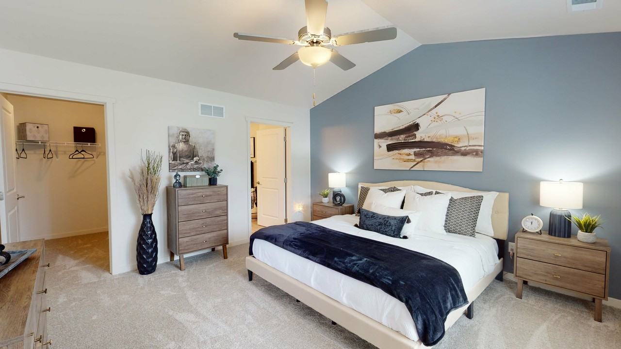 Everly of Macomb - Photo 7 of 32