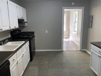 3921 Brookmont Dr - Photo 2 of 9