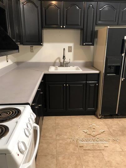 10967 Shana Way - Photo 3 of 16