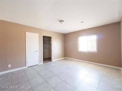 8237 Mcelroy Ave - Photo 3 of 17