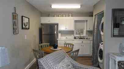 574 River St - Photo 3 of 24