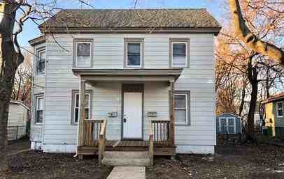 21 E Jefferson St #A - Photo 3 of 6