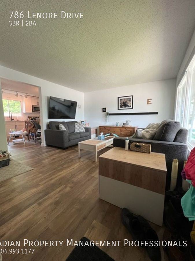 786 Lenore Dr - Photo 3 of 27