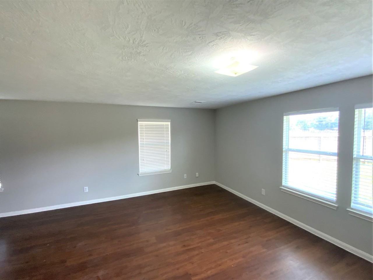 610 E Mckellips Rd #NA - Photo 2 of 5