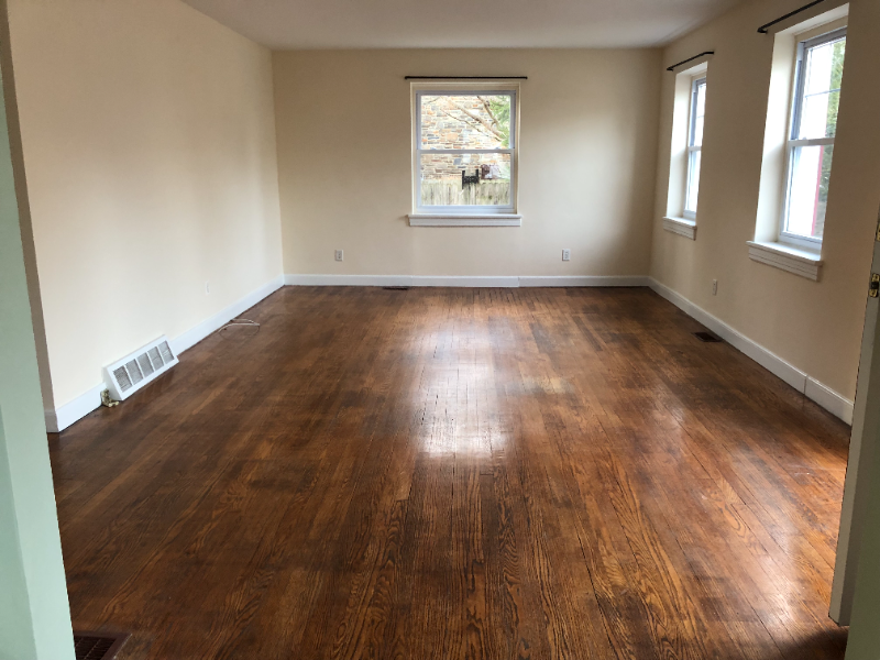 216 Green Ave #1stFL - Photo 3 of 22