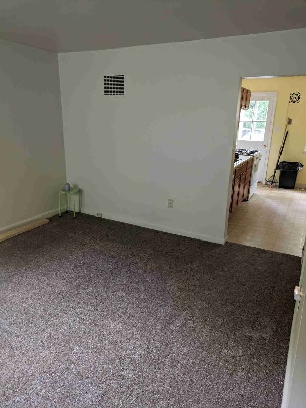 214 Grant St - Photo 2 of 8