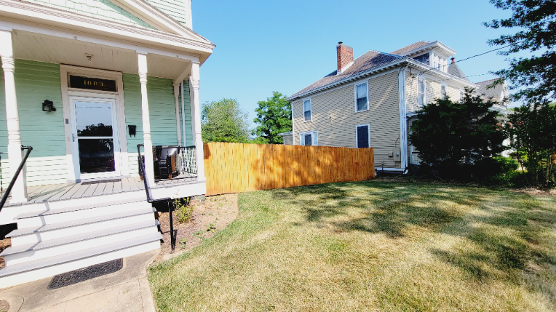 1003 Rivermont Ave - Photo 4 of 35