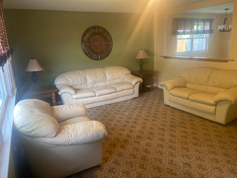 291 Crestwood Dr - Photo 2 of 24