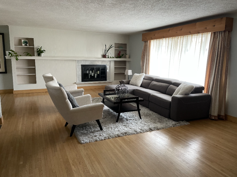 5810 Schaefer Rd - Photo 3 of 10