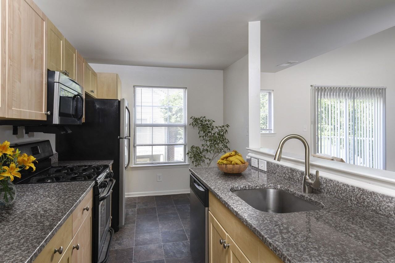 Iron Ridge and Stonegate Apartments - Photo 3 of 40