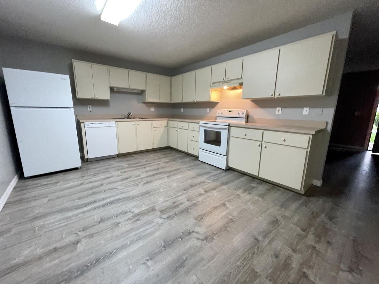 2275 Granada Dr #1 - Photo 5 of 26