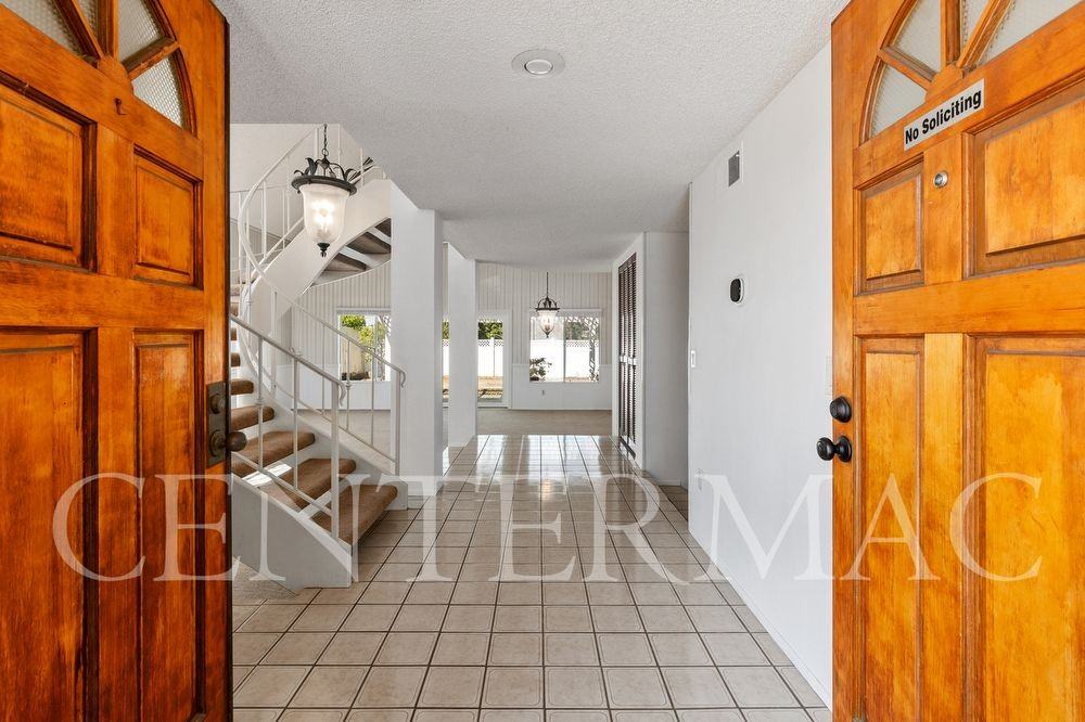 13572 Freeport Rd - Photo 3 of 28