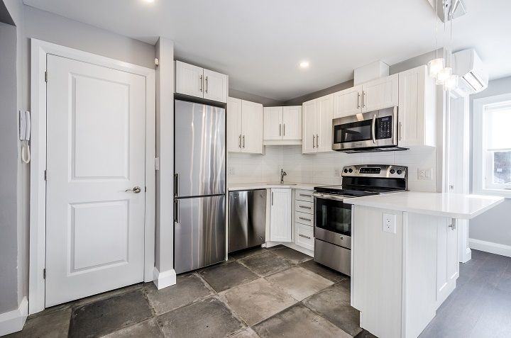 350 - 350 Clemow Avenue - Photo 2 of 10