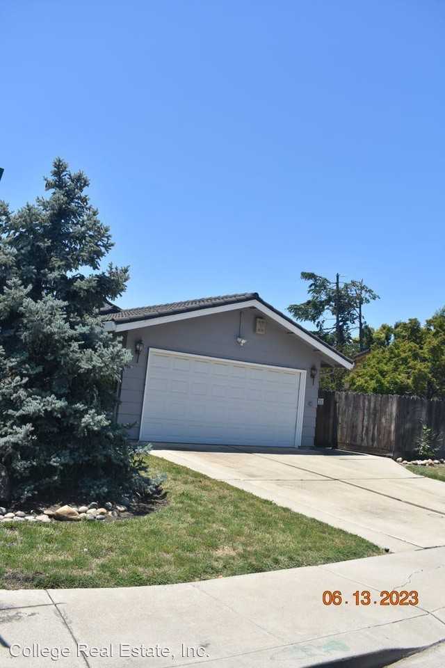 4152 Round Valley Cir - Photo 3 of 24