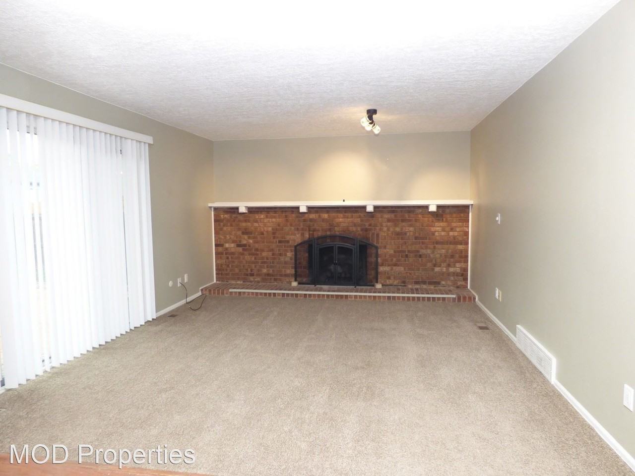 16805 E Villanova Cir - Photo 2 of 32