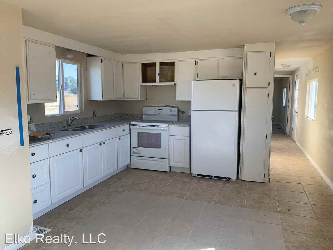 385 Ramah Plz - Photo 2 of 5