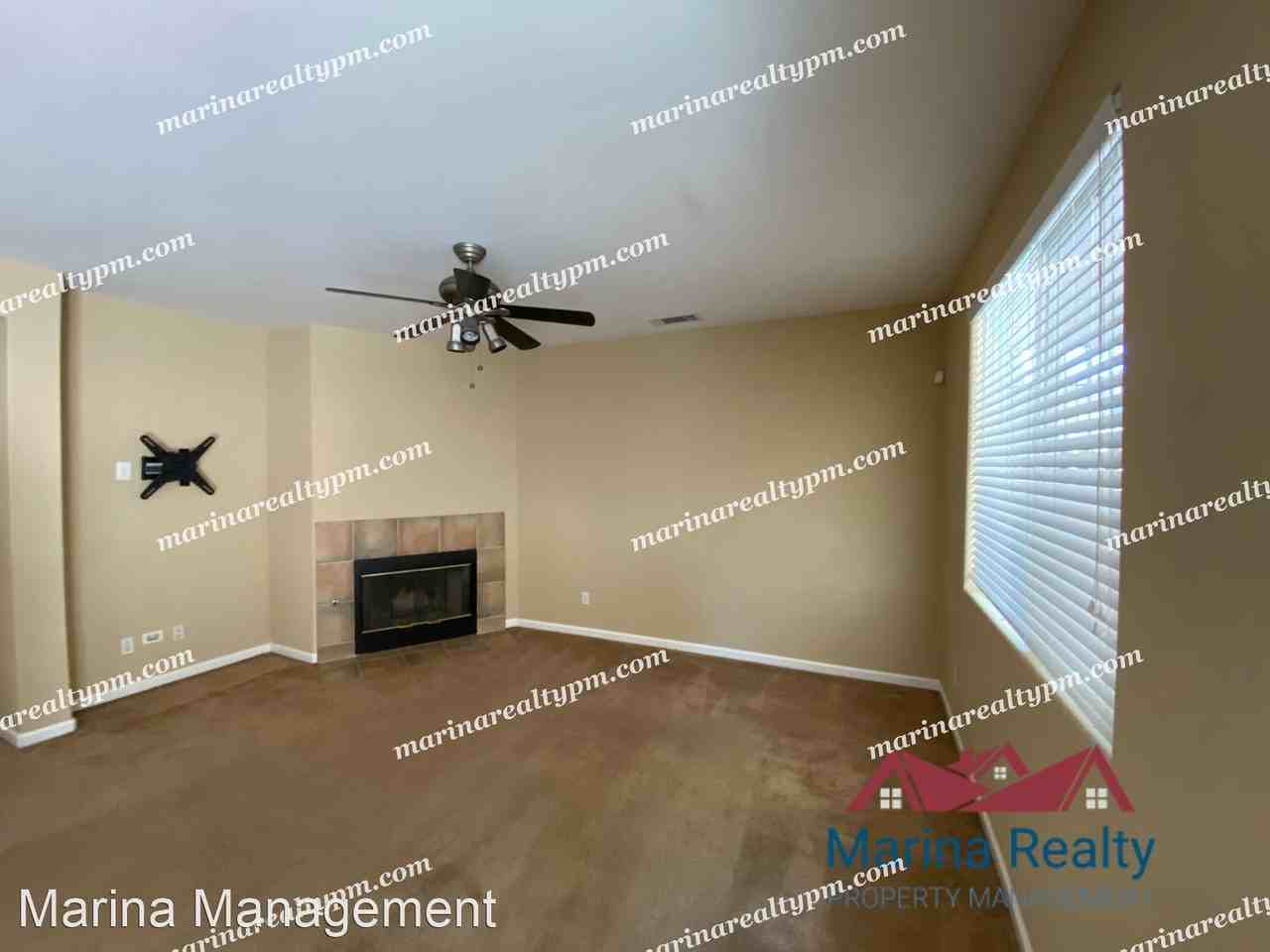 1212 Halsey St - Photo 2 of 37