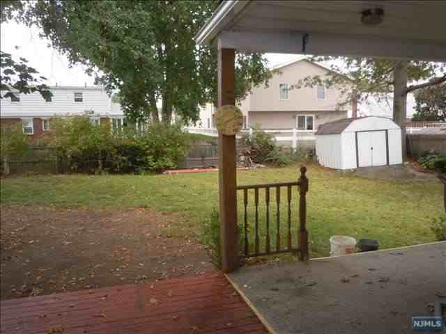 93 Taggart Way - Photo 3 of 15