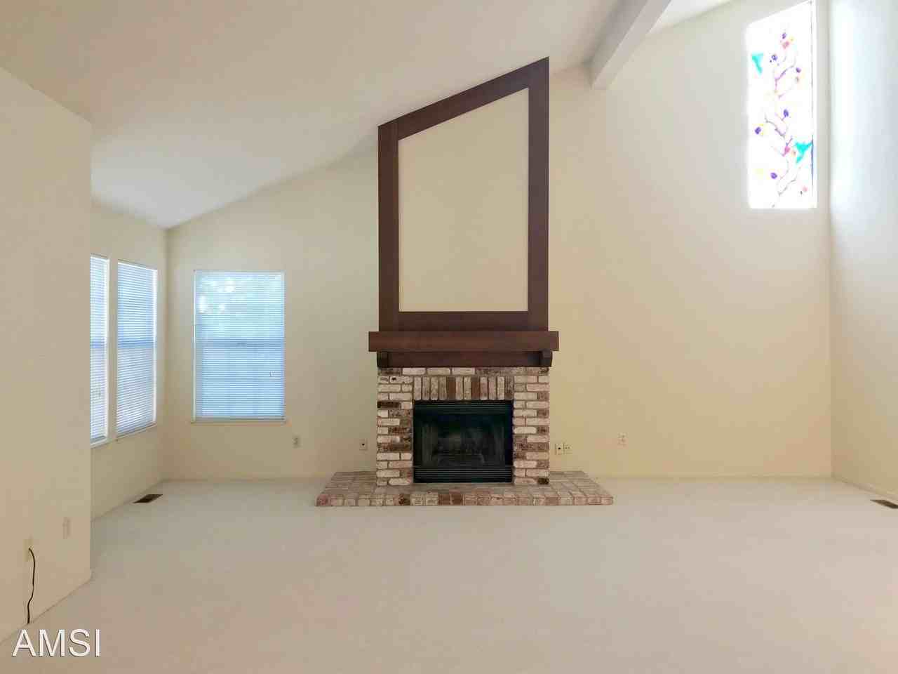 1 Hyannis Cv - Photo 2 of 15