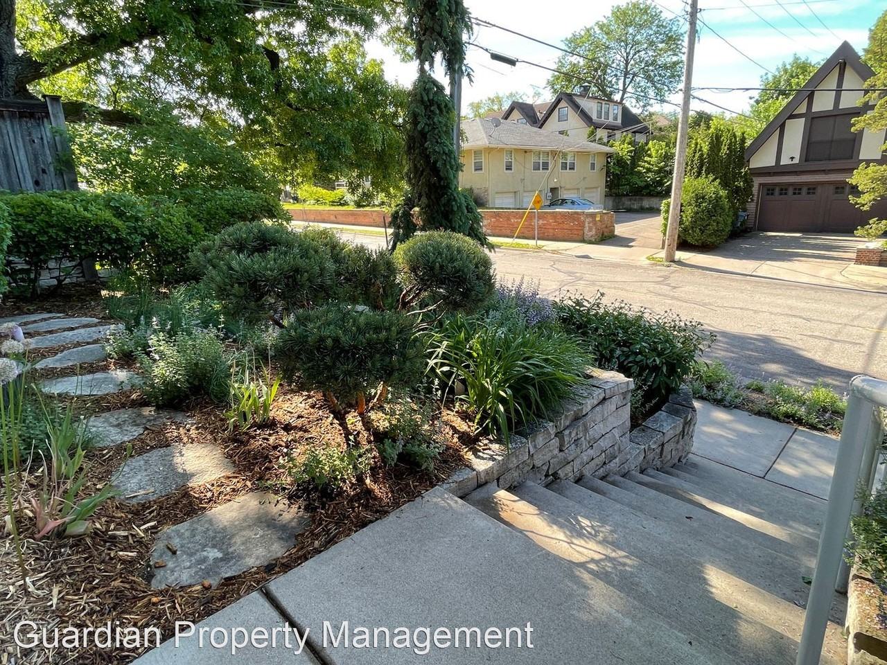 1818 Douglas Ave - Photo 3 of 26