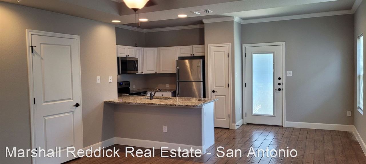 6326 Melanzane Ave - Photo 2 of 9