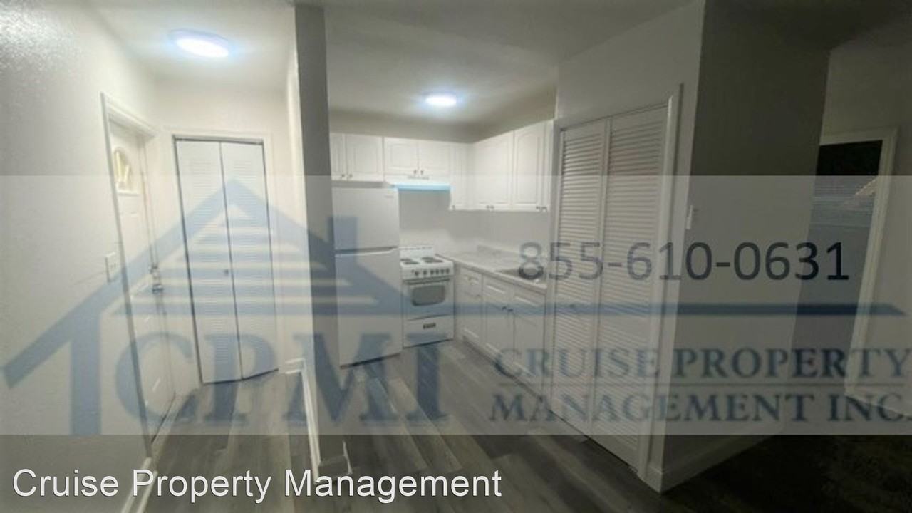 300 SW 4 Ct - Photo 3 of 10